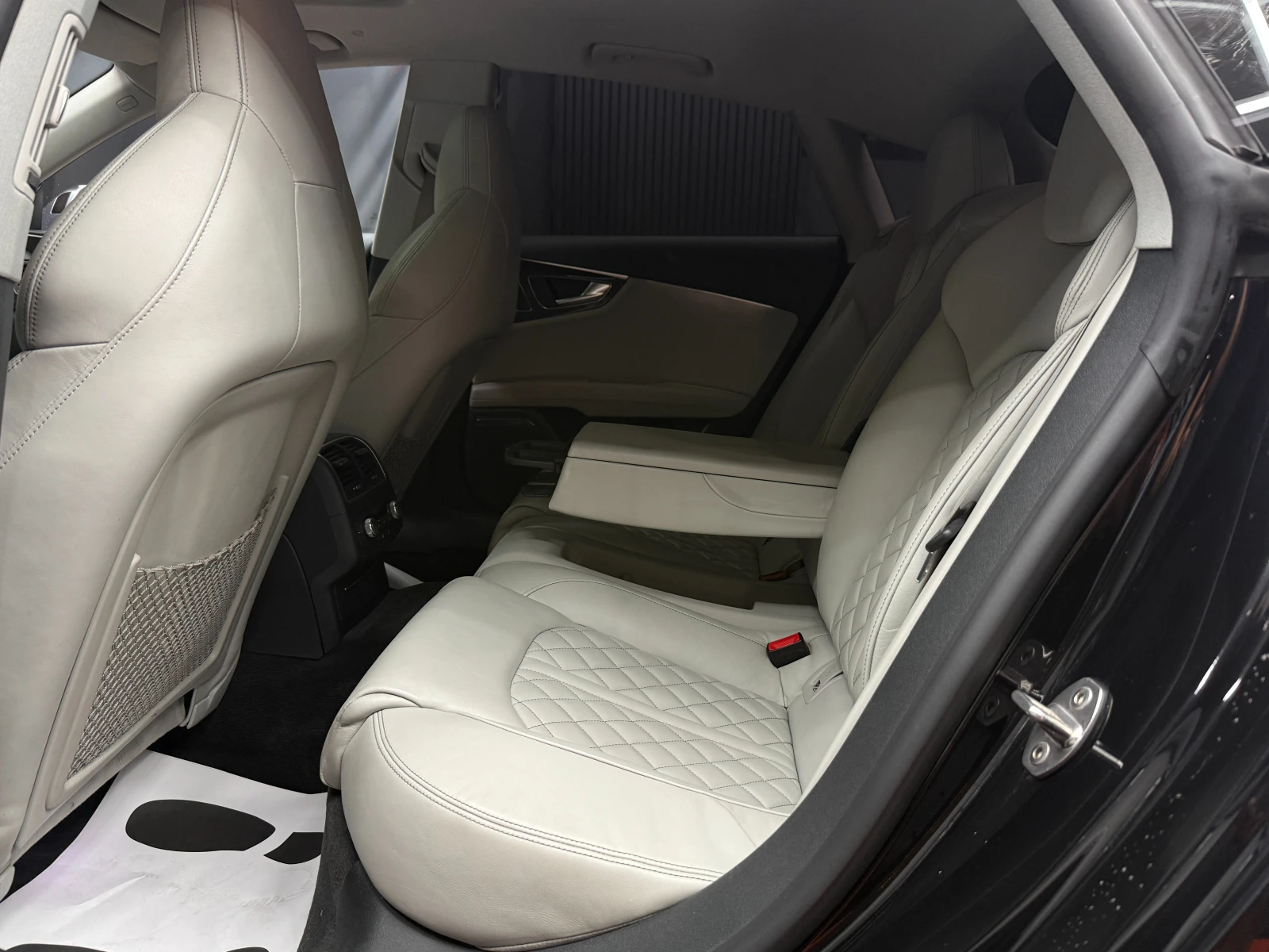 Audi S7 4.0i 420 к.с./ ГАРАНЦИЯ/БАРТЕР/ЛИЗИНГ/КОМЕНТАР, снимка 12 - Автомобили и джипове - 48909497
