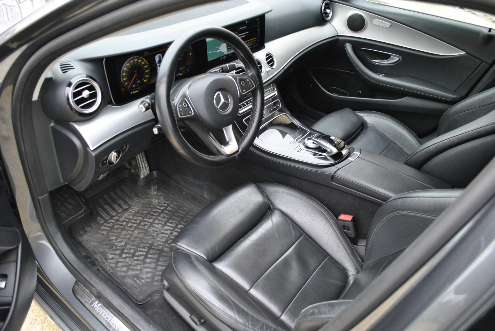 Mercedes-Benz E 220  - изображение 5