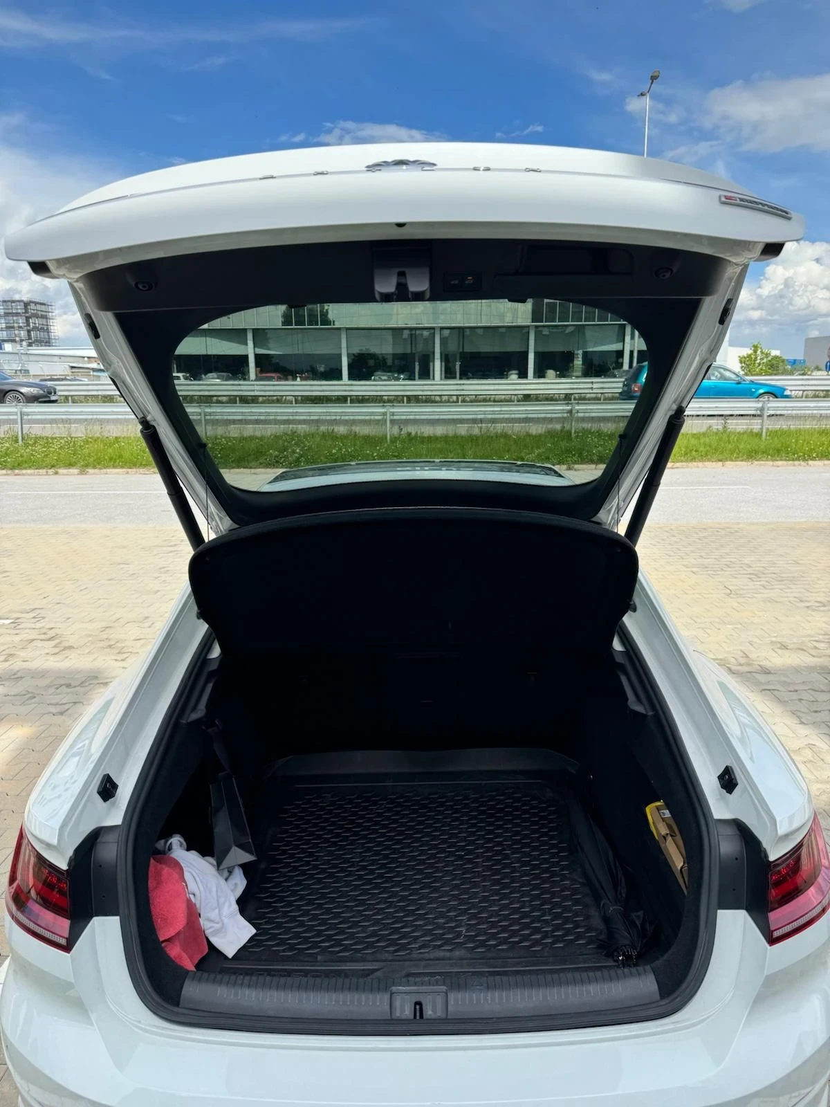 VW Arteon 2.0 TDI 4M 190к.с. Elegance  - изображение 9