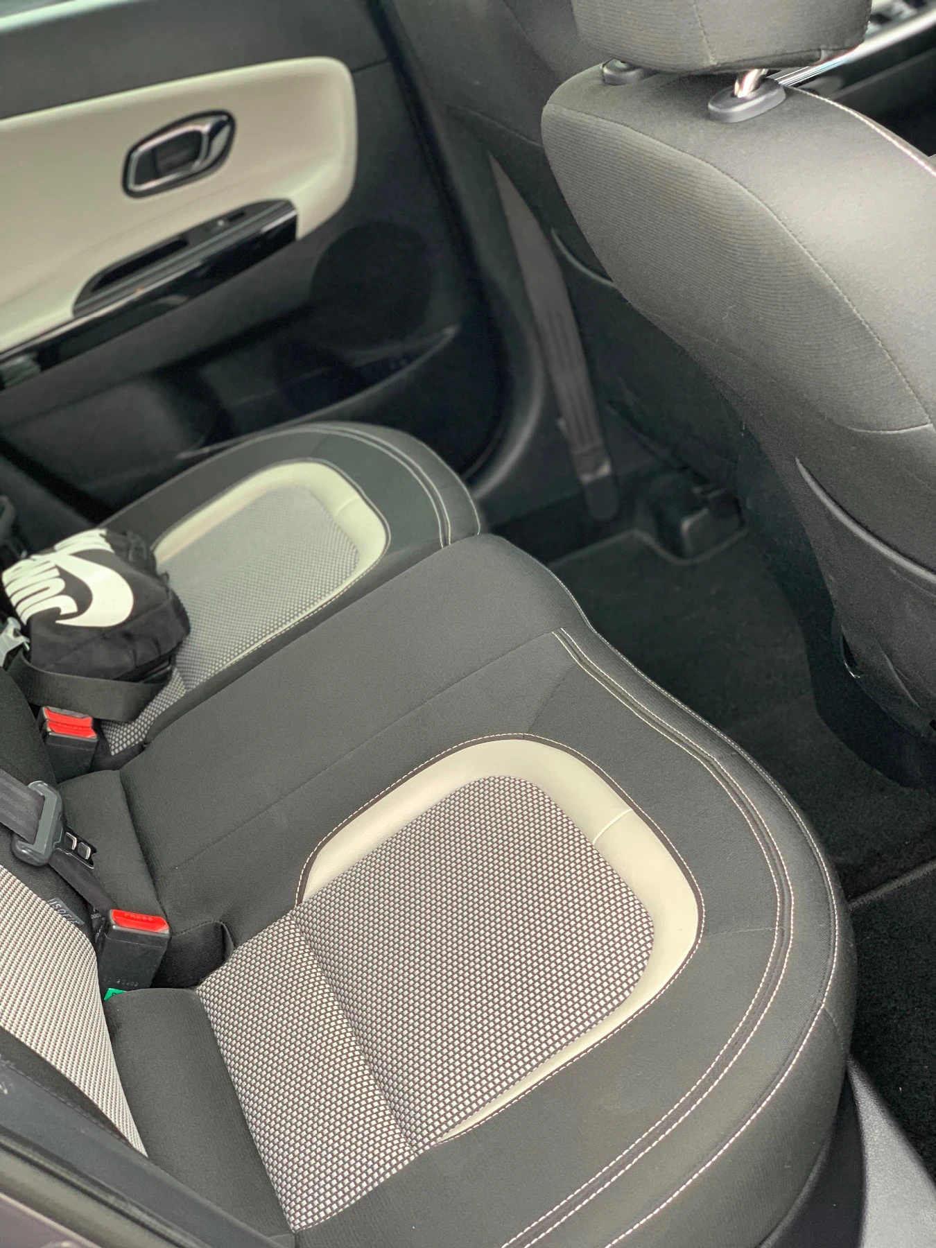 Kia Ceed E - изображение 9