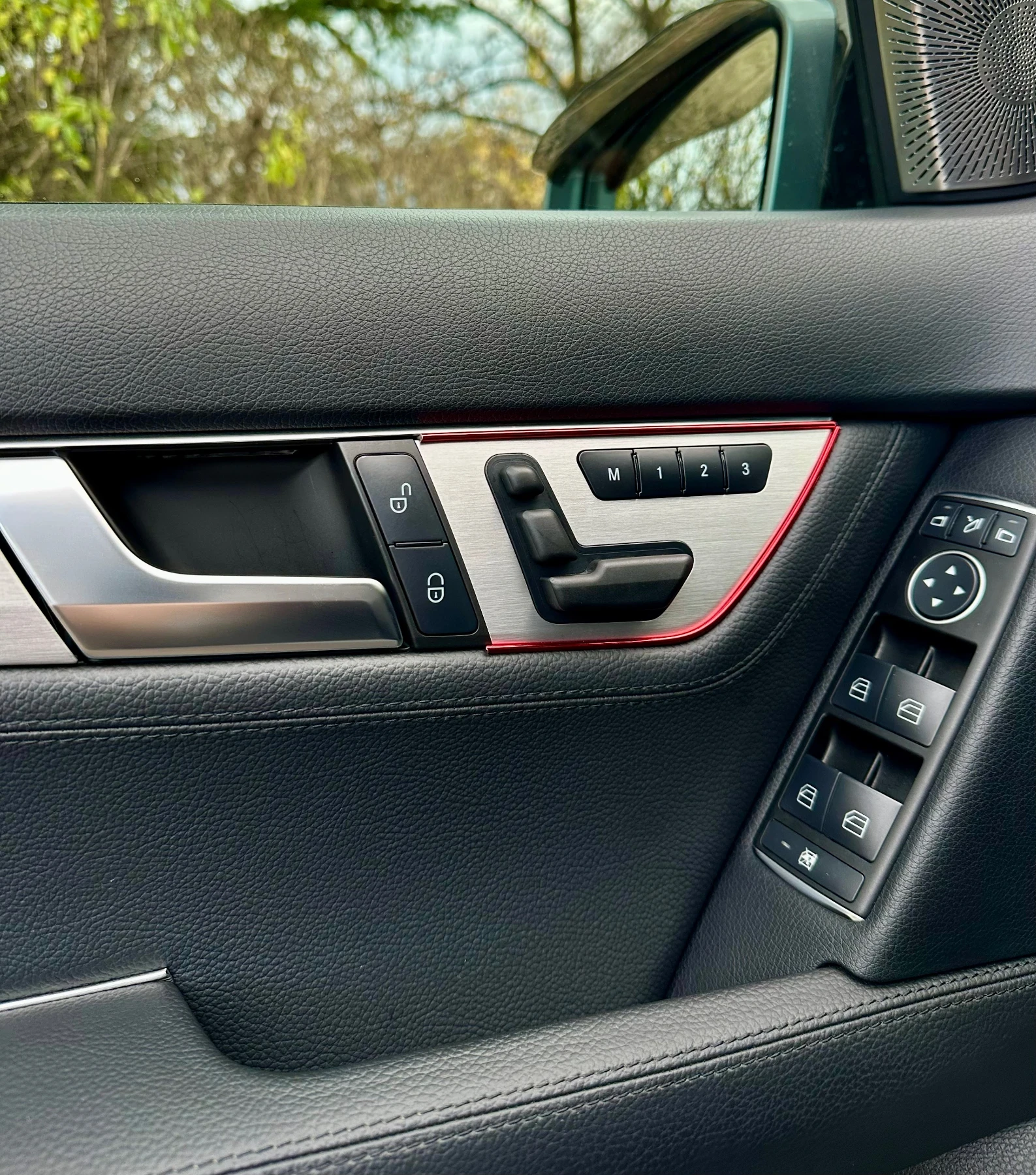 Mercedes-Benz C 180 1.8  | Mobile.bg   12