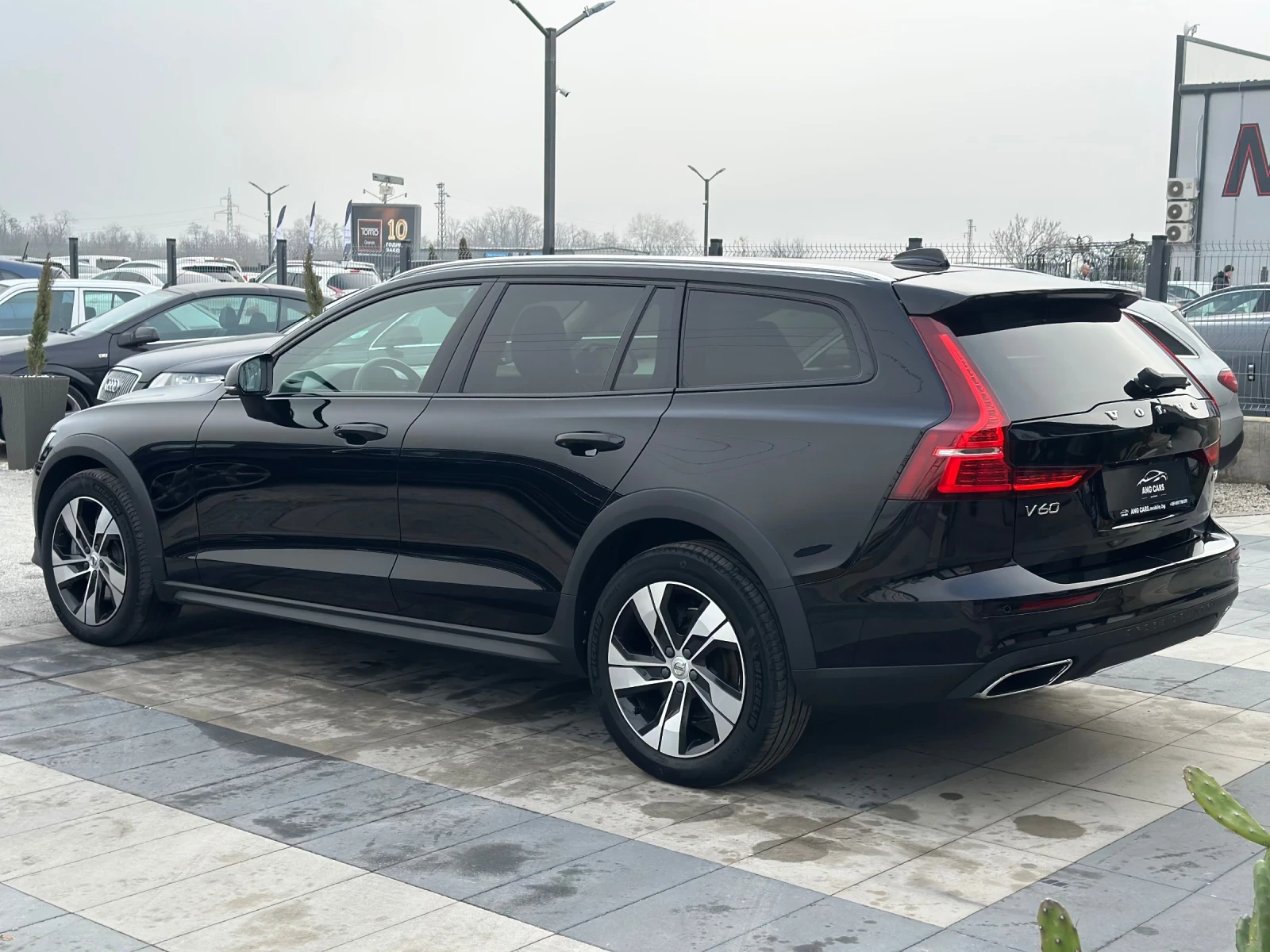 Volvo V60 Cross Country 2.0 B4 Mild Hybrid AWD Geartronic | Mobile.bg � ����������� 4