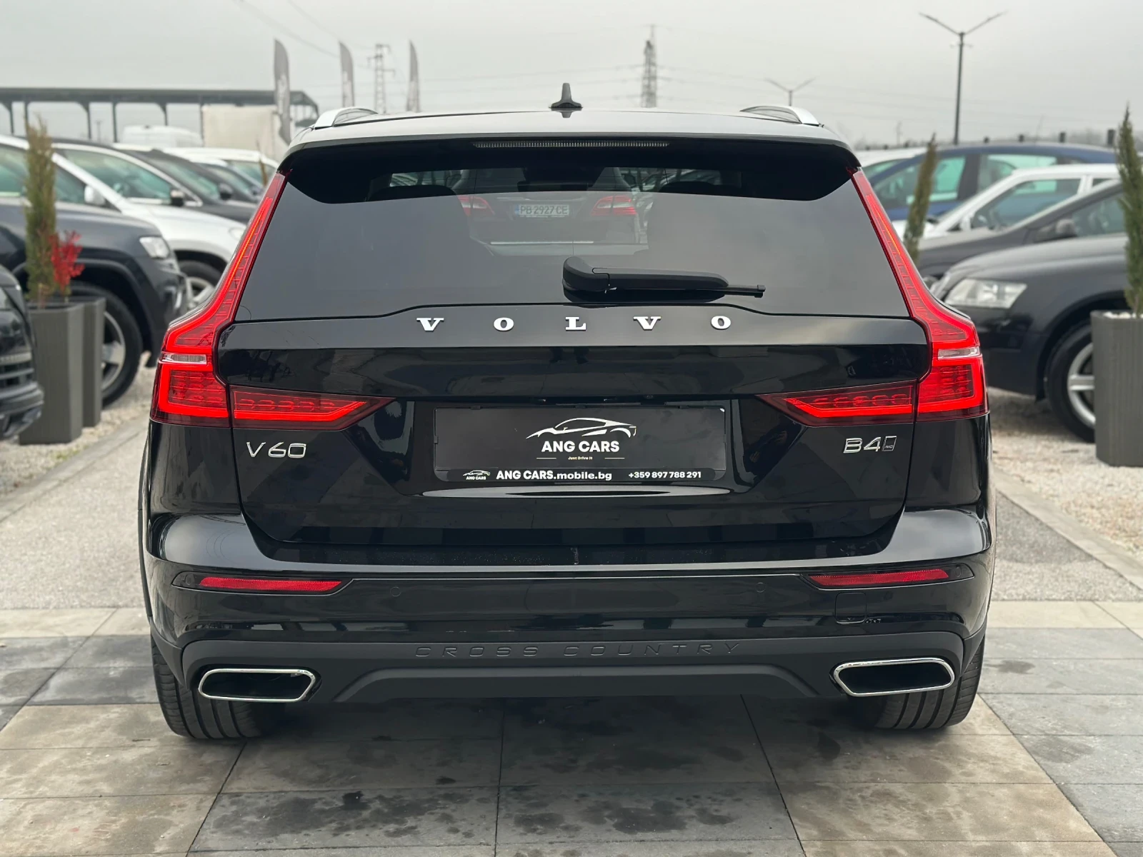Volvo V60 Cross Country 2.0 B4 Mild Hybrid AWD Geartronic | Mobile.bg � ����������� 8