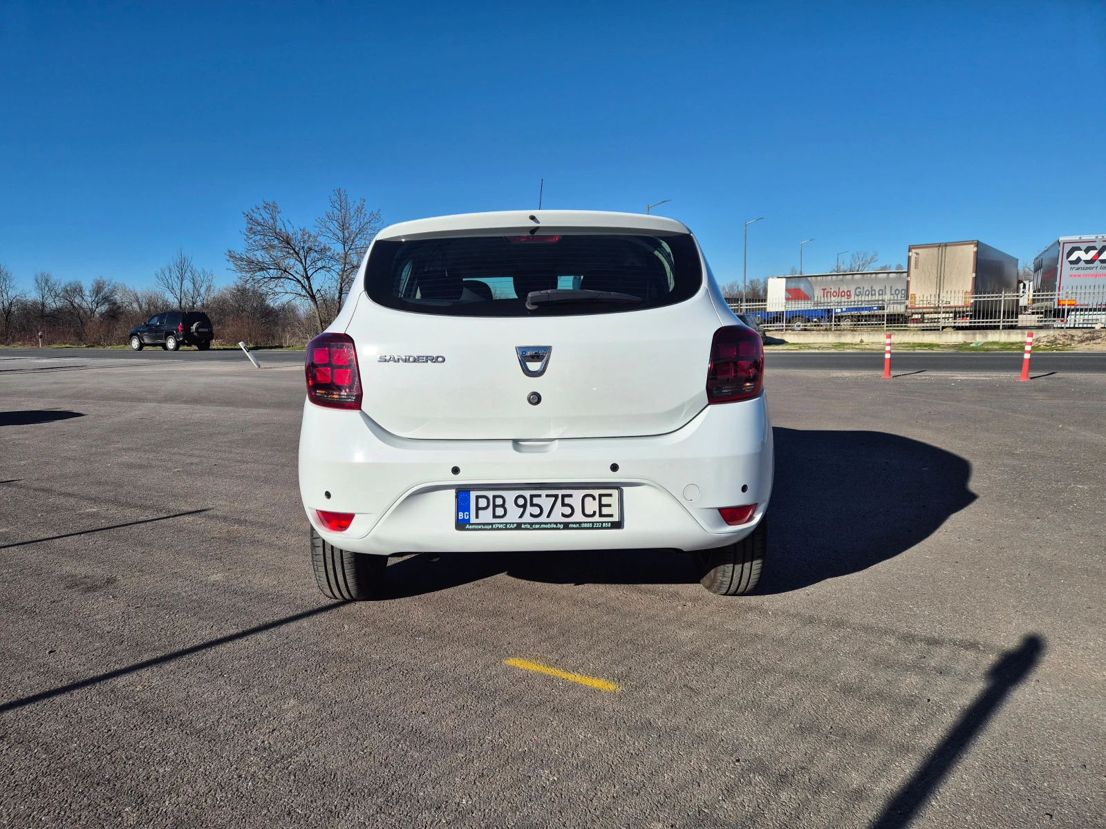 Dacia Sandero LAUREATE 1.5D-M/T - изображение 4