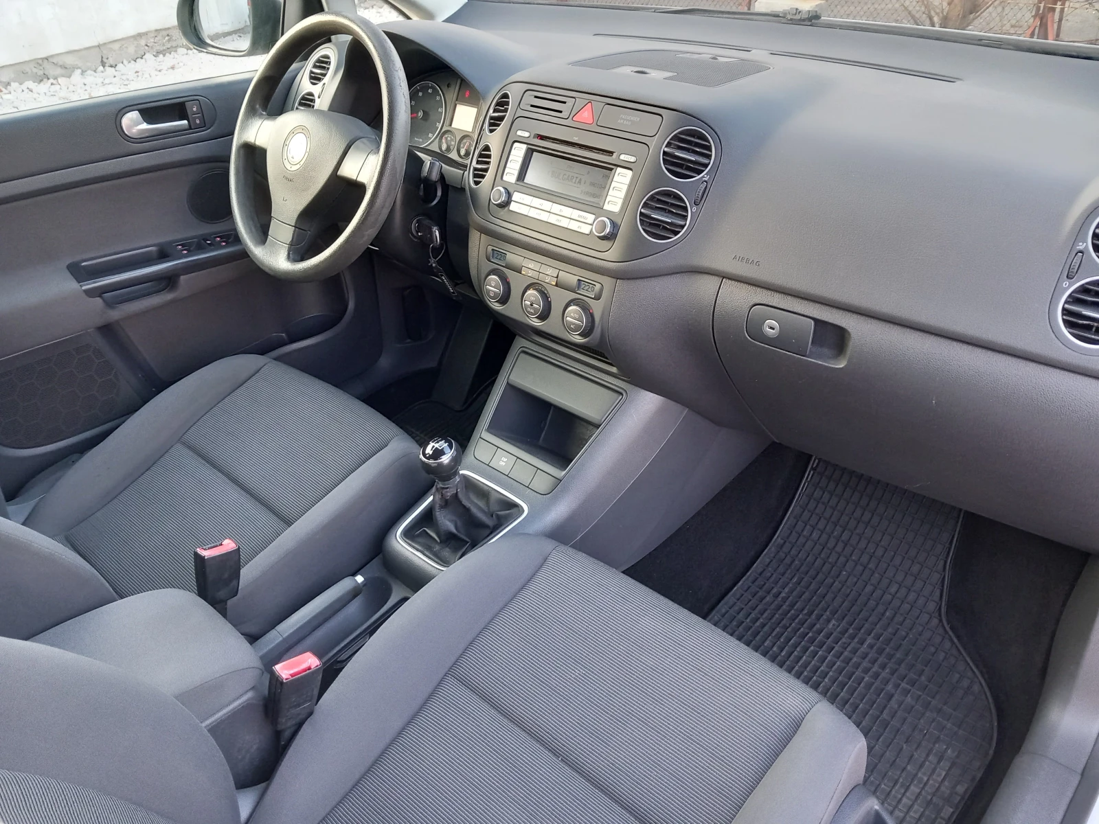 VW Golf Plus 1.4i 80кс климатроник, снимка 12 - Автомобили и джипове - 53866377