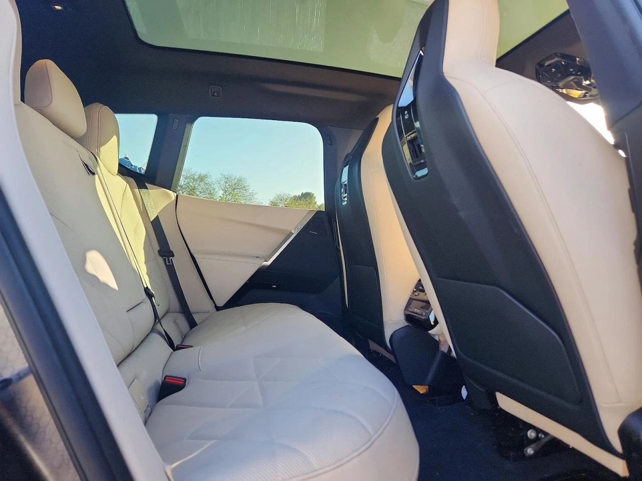 BMW iX xDrive50 | Mobile.bg � ����������� 11