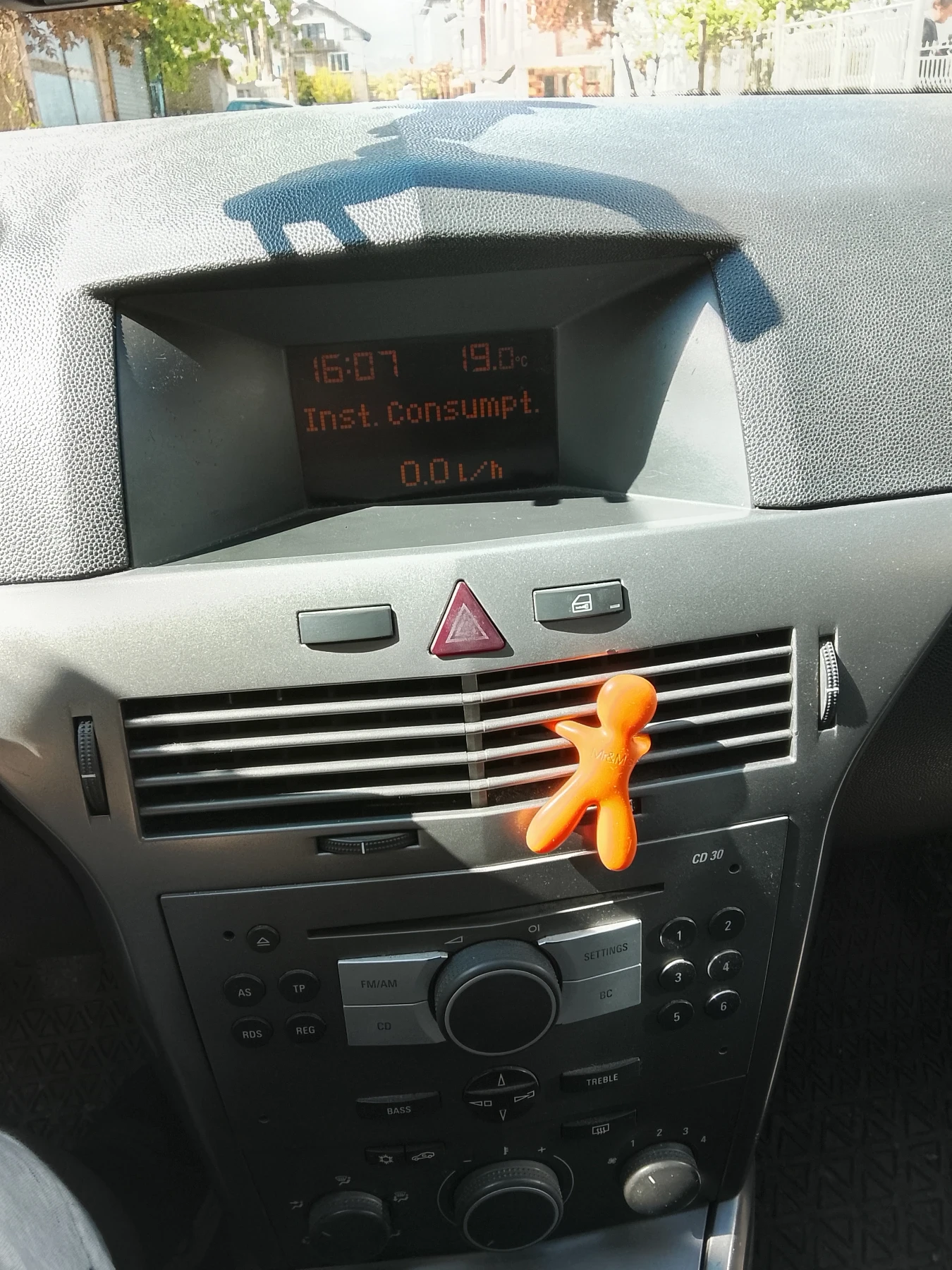 Opel Astra 1, 7CDTI, снимка 9 - Автомобили и джипове - 54457993
