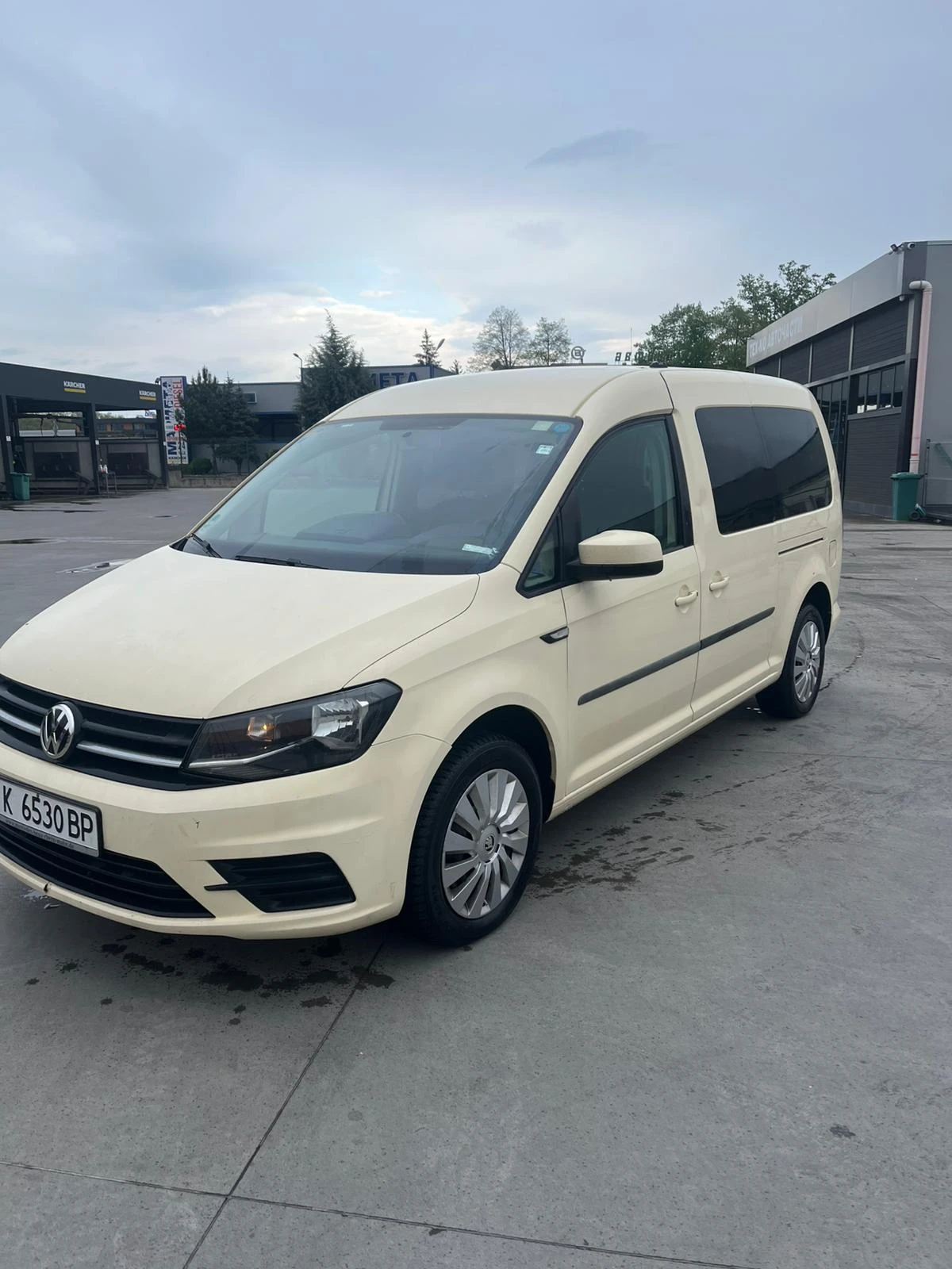 VW Caddy, снимка 12 - Автомобили и джипове - 54482448