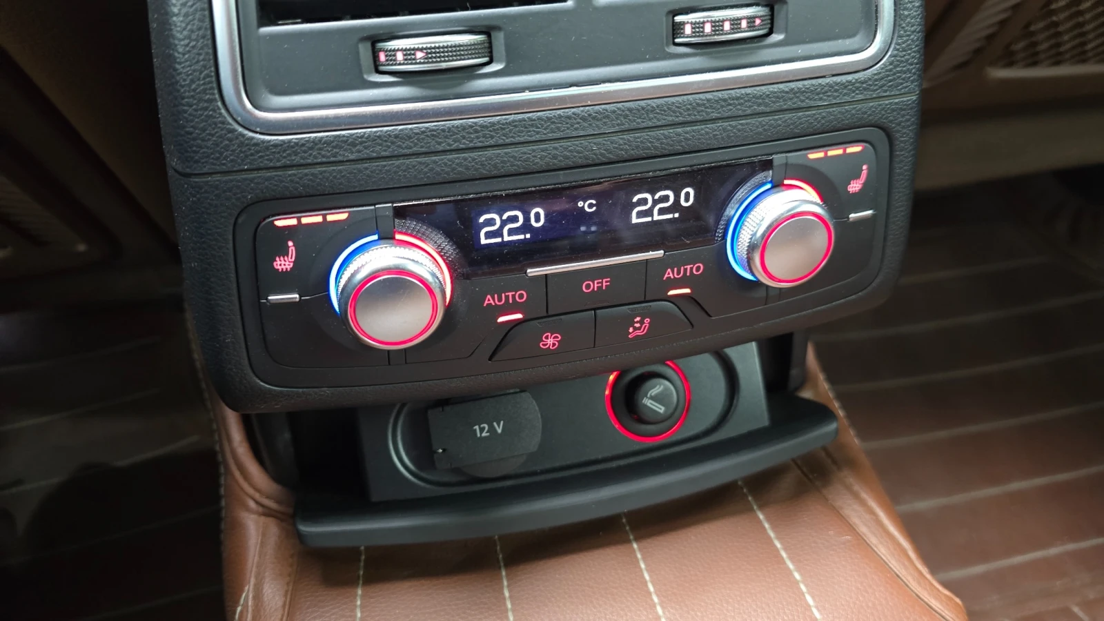 Audi A6 Premium* TDI* Camera* Navi* АВТОКРЕДИТ, снимка 15 - Автомобили и джипове - 54584441