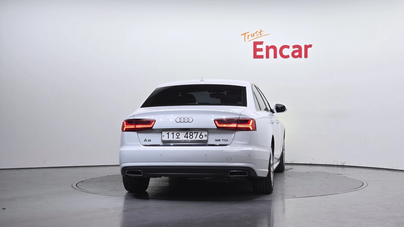Audi A6 Premium* TDI* Camera* Navi* АВТОКРЕДИТ, снимка 4 - Автомобили и джипове - 54584441