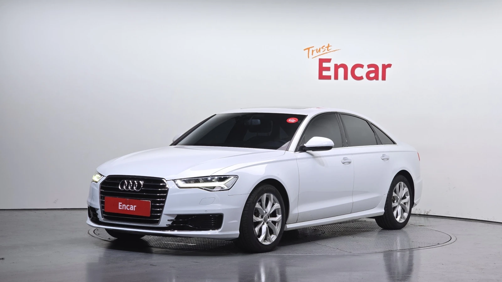 Audi A6 Premium* TDI* Camera* Navi* АВТОКРЕДИТ, снимка 2 - Автомобили и джипове - 54584441