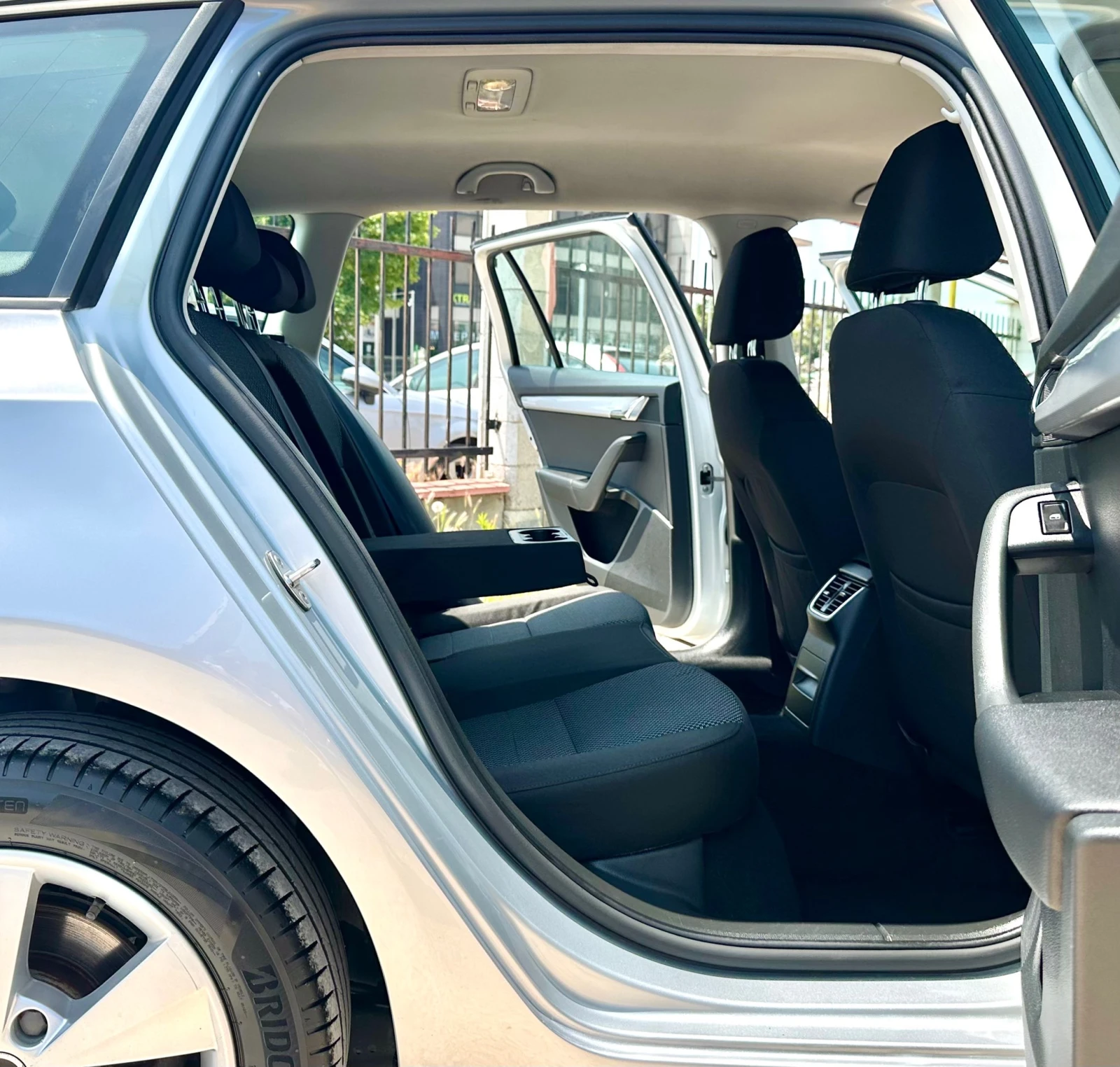 Skoda Octavia 1.4 G-Tec 110HP Benzin/Metan | Mobile.bg � ����������� 13
