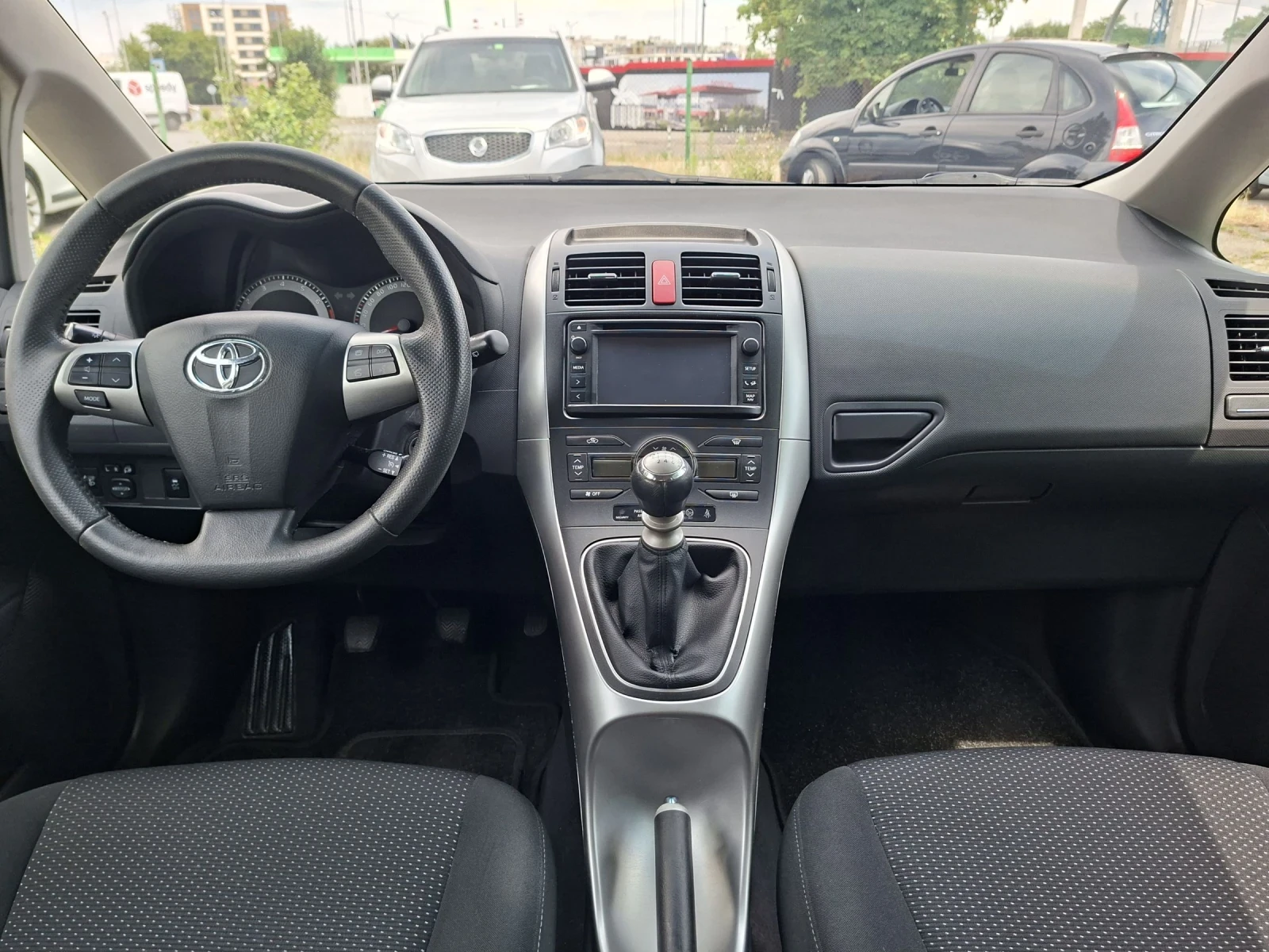 Toyota Auris КАТО НОВА, FACELIFT, HABИГАЦИЯ, КАМЕРА, EDITION, , снимка 14 - Автомобили и джипове - 55316542