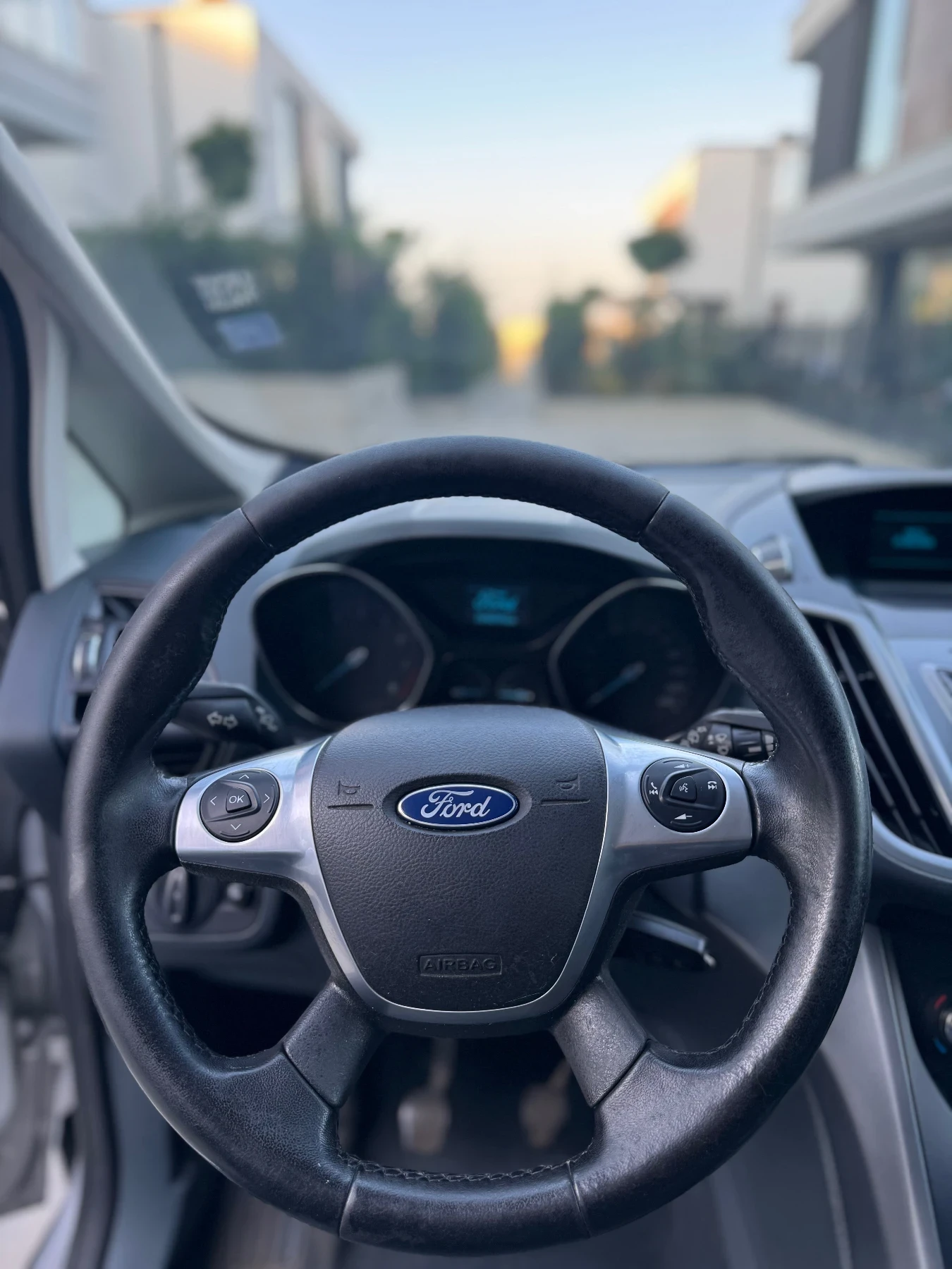 Ford C-max Газ. Инжекцион, снимка 7 - Автомобили и джипове - 55808493