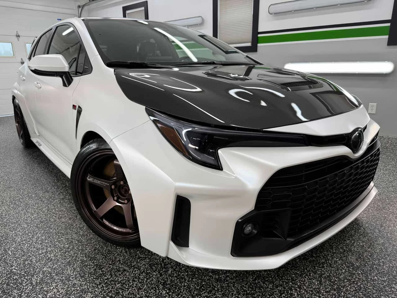 Toyota Corolla * AWD * АВТОКРЕДИТ БЕЗ ПЪРВОНАЧАЛНА ВНОСКА* , снимка 3 - Автомобили и джипове - 56213116