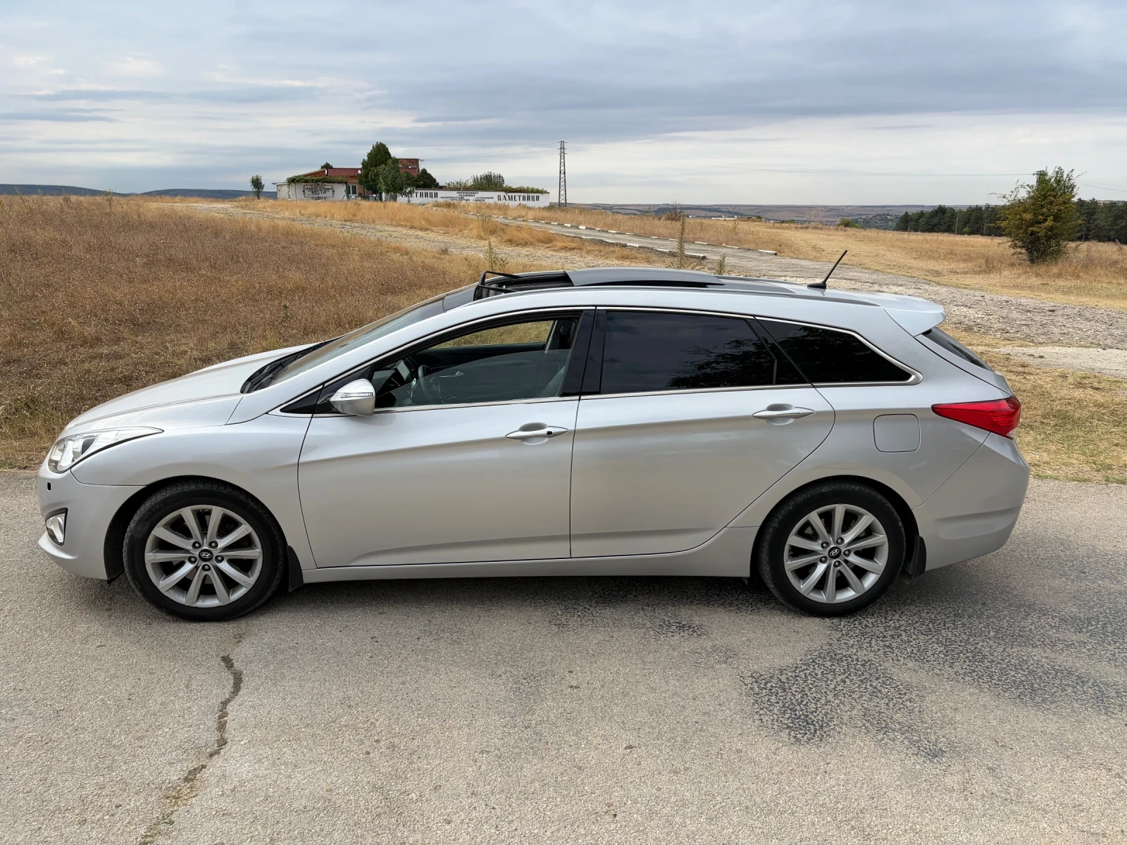 Hyundai I40 Premium+ 1.7crdi, снимка 9 - Автомобили и джипове - 56484209