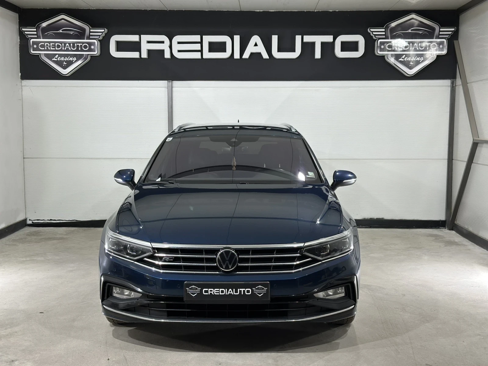 VW Passat  R line  AUTO  , снимка 2 - Автомобили и джипове - 56324835