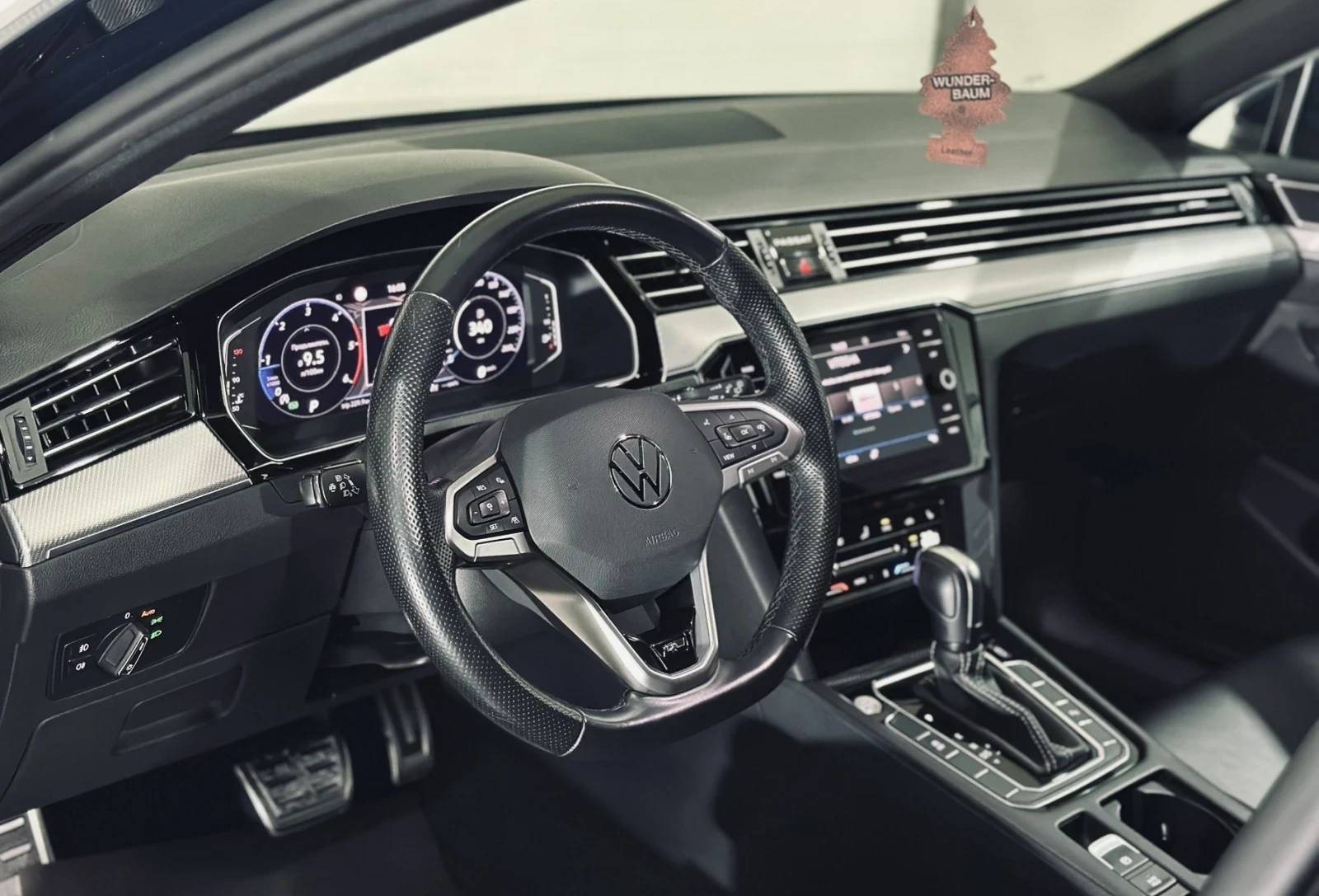 VW Passat  R line  AUTO  , снимка 10 - Автомобили и джипове - 56324835