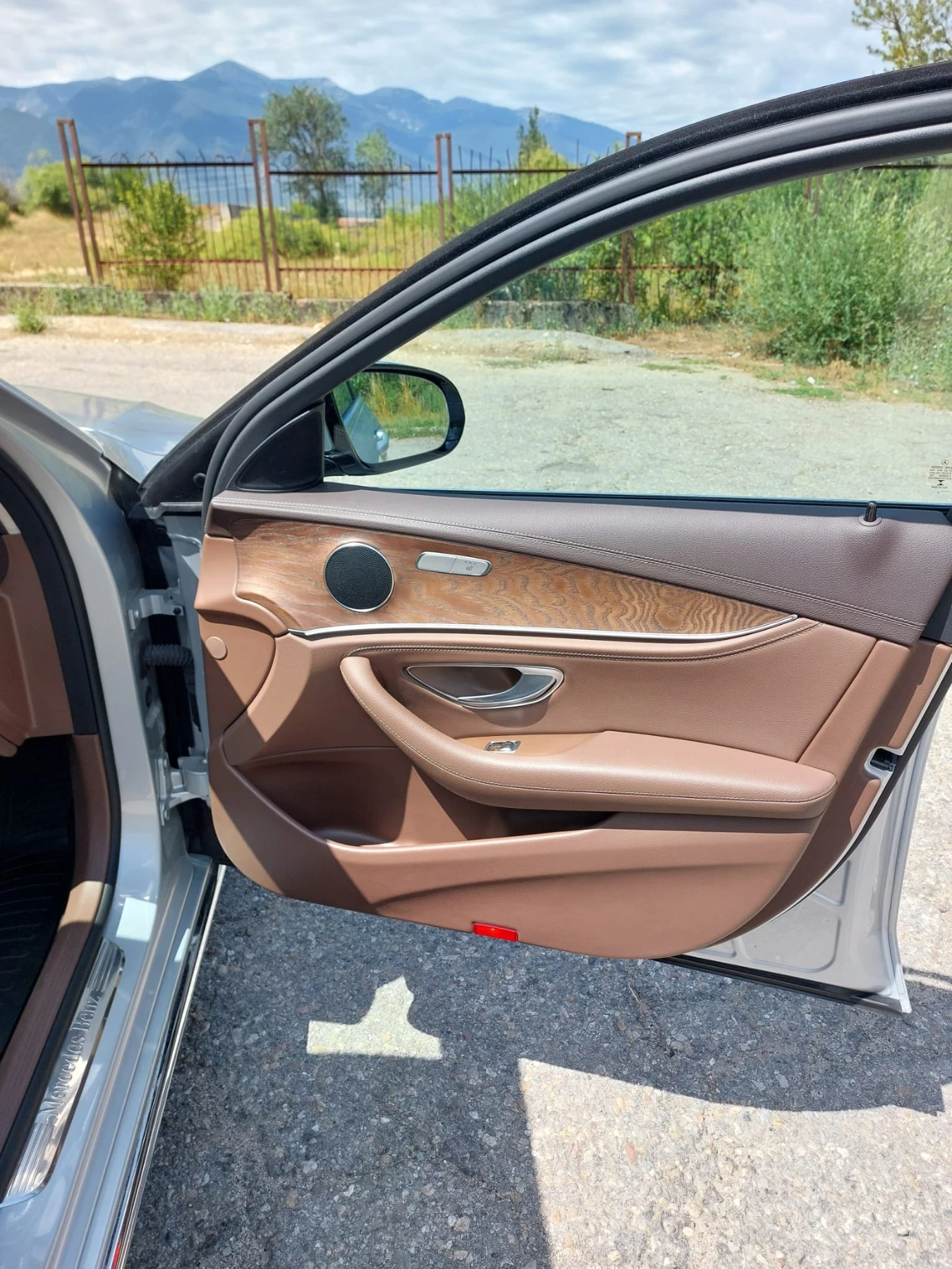 Mercedes-Benz E 350, снимка 8 - Автомобили и джипове - 56683073