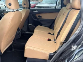 VW Tiguan * Comfortline R Line Black Edition * CARFAX * ЦЕНА, снимка 10