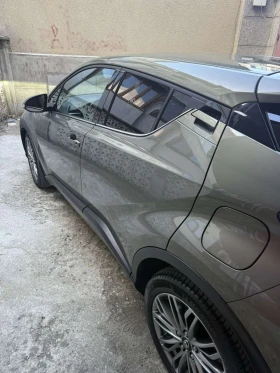 Toyota C-HR 2.0 Hybrid | Mobile.bg    7