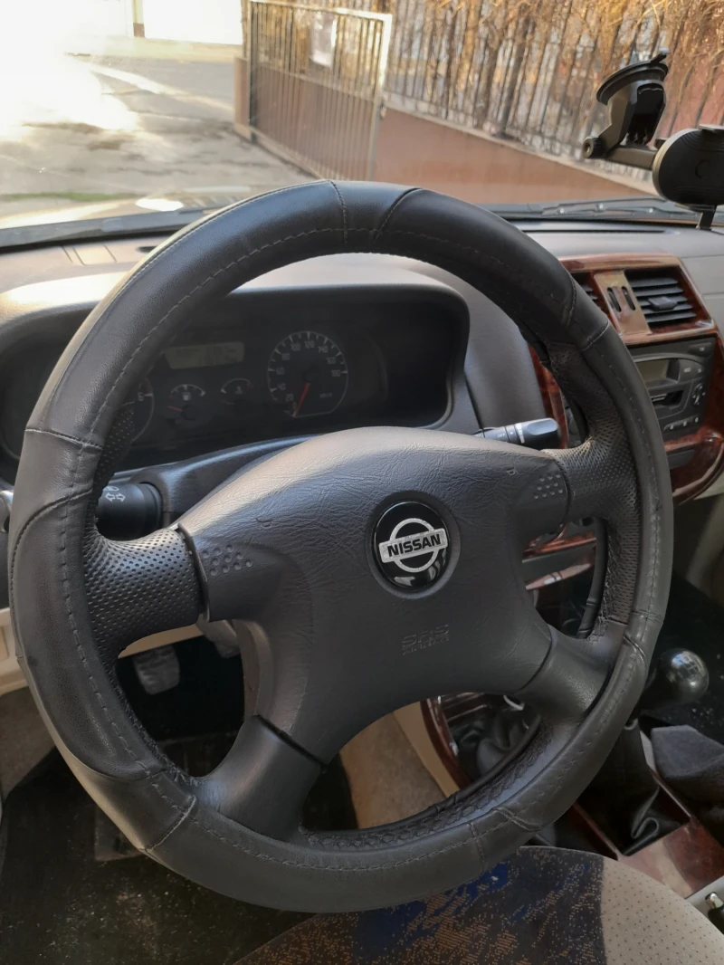 Nissan Terrano, снимка 8 - Автомобили и джипове - 48990366