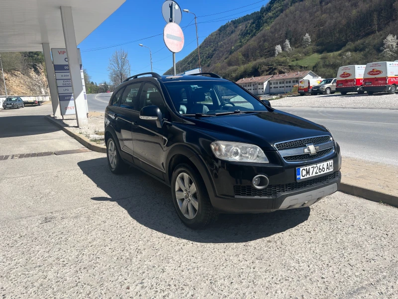 Chevrolet Captiva LT, снимка 2 - Автомобили и джипове - 52593334