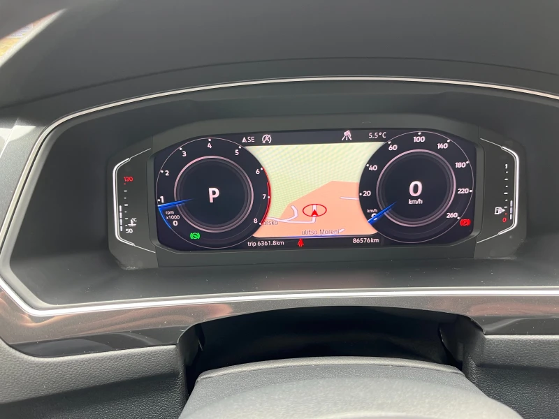 VW Tiguan, снимка 10 - Автомобили и джипове - 52486625