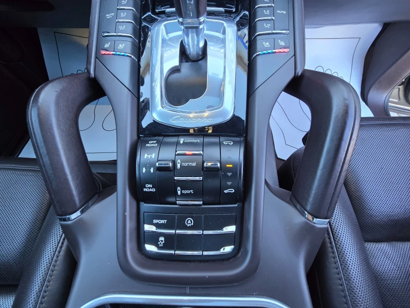 Porsche Cayenne S 4.2 Diesel, снимка 13 - Автомобили и джипове - 52401080