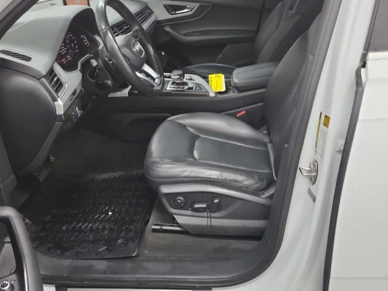 Audi Q7 * 3.0T PROGRESSIV * CARFAX * ФИНАНСИРАНЕ, снимка 5 - Автомобили и джипове - 53079694