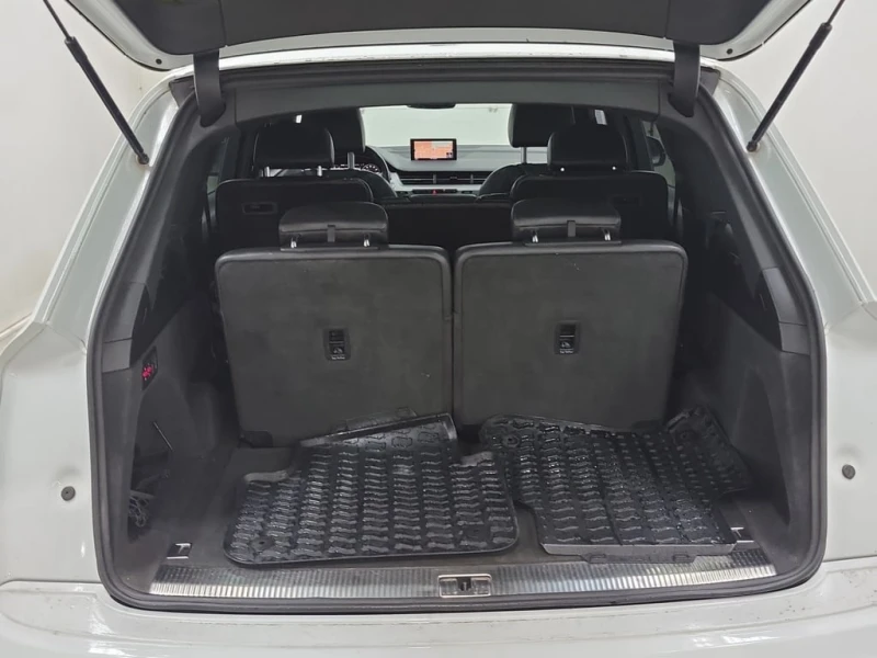 Audi Q7 * 3.0T PROGRESSIV * CARFAX * ФИНАНСИРАНЕ, снимка 16 - Автомобили и джипове - 53079694