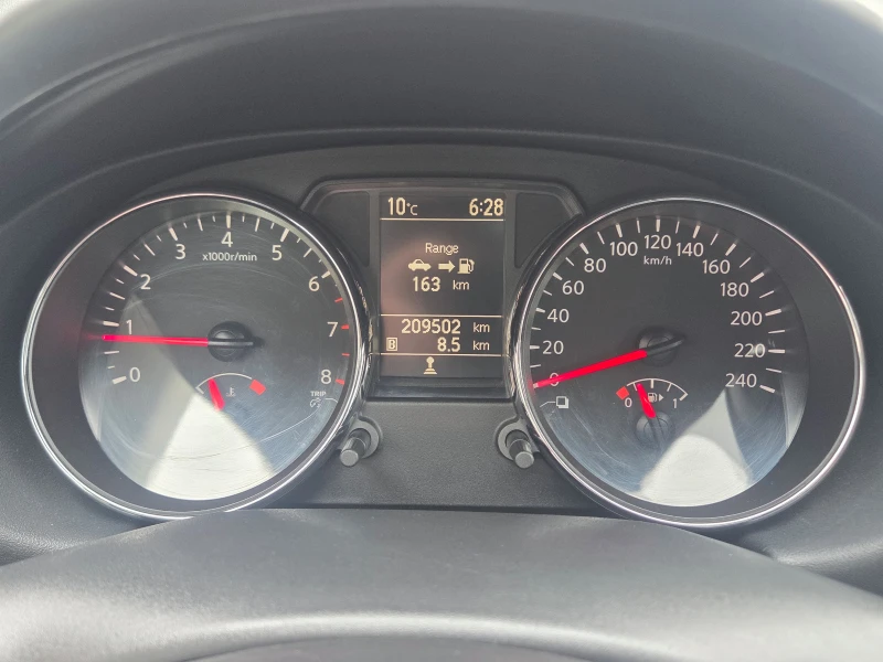 Nissan Qashqai 1.6i-Gaz.Inj.BRC, снимка 12 - Автомобили и джипове - 53563263
