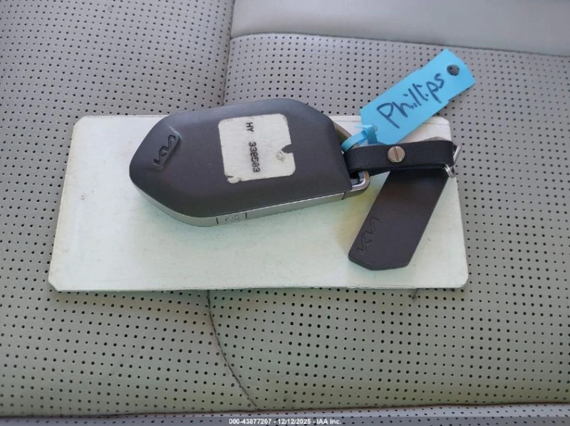 Kia Sorento 2.5l S, снимка 11 - Автомобили и джипове - 53570902