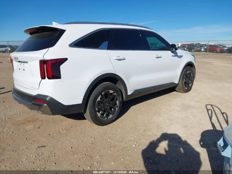 Kia Sorento 2.5l S, снимка 4 - Автомобили и джипове - 53570902