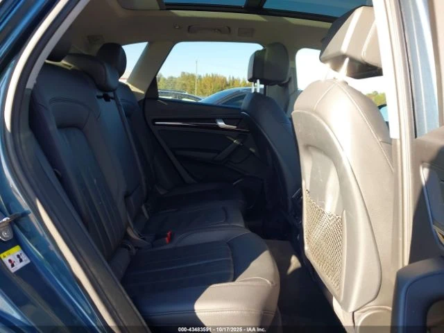 Audi Q5 2.0T TECH PREMIUM* QUATTRO* КОЖА* ПОДГРЕВ* , снимка 8 - Автомобили и джипове - 52711800