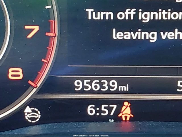 Audi Q5 2.0T TECH PREMIUM* QUATTRO* КОЖА* ПОДГРЕВ* , снимка 14 - Автомобили и джипове - 52711800