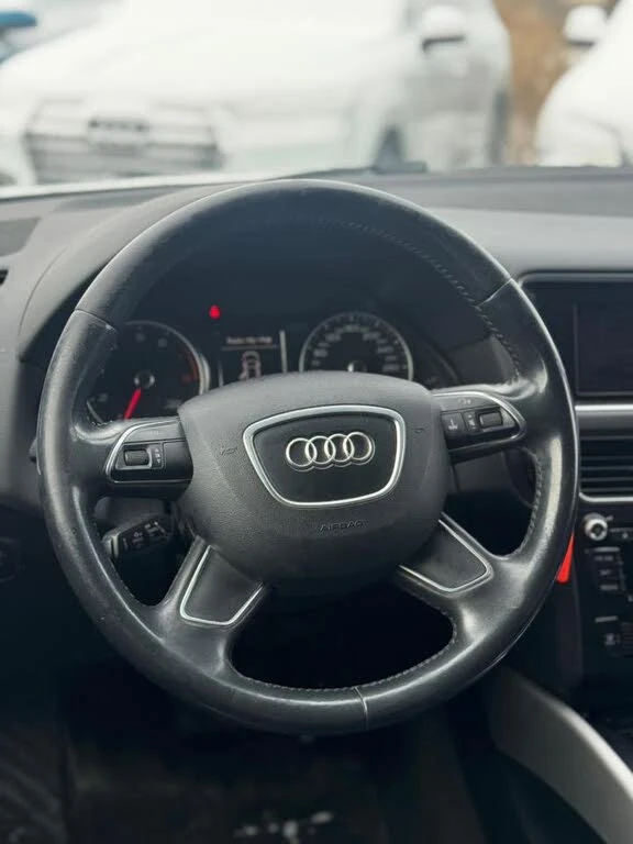 Audi Q5 2.0T* Quattro* Komfort* АвтоКредит* (ЦЕНА ДО БГ), снимка 9 - Автомобили и джипове - 53140409