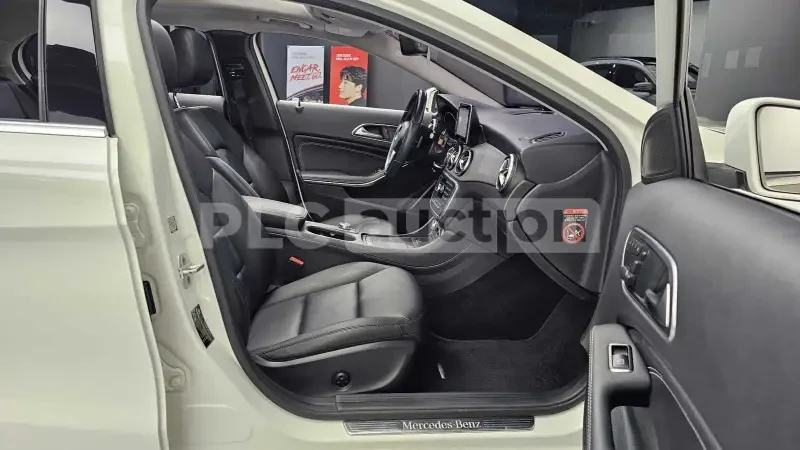 Mercedes-Benz GLA 200 CDI 4MATIC | ������� | ����� | ������ | ��������� | Mobile.bg � ����������� 10