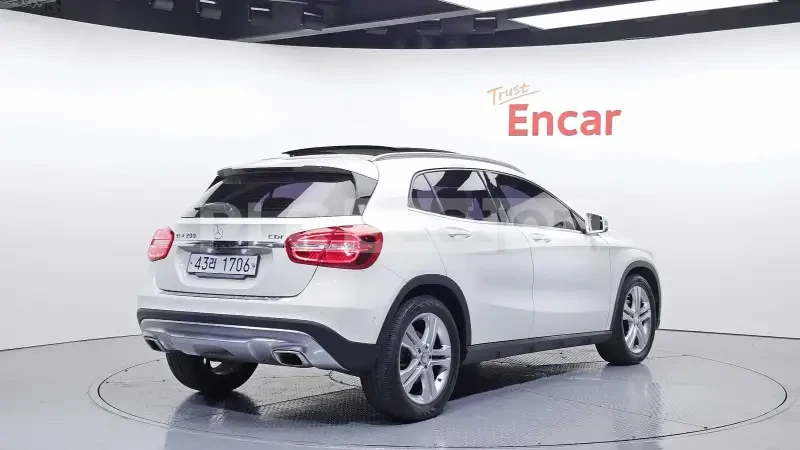 Mercedes-Benz GLA 200 CDI 4MATIC | ������� | ����� | ������ | ��������� | Mobile.bg � ����������� 3