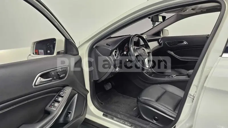 Mercedes-Benz GLA 200 CDI 4MATIC | ������� | ����� | ������ | ��������� | Mobile.bg � ����������� 8