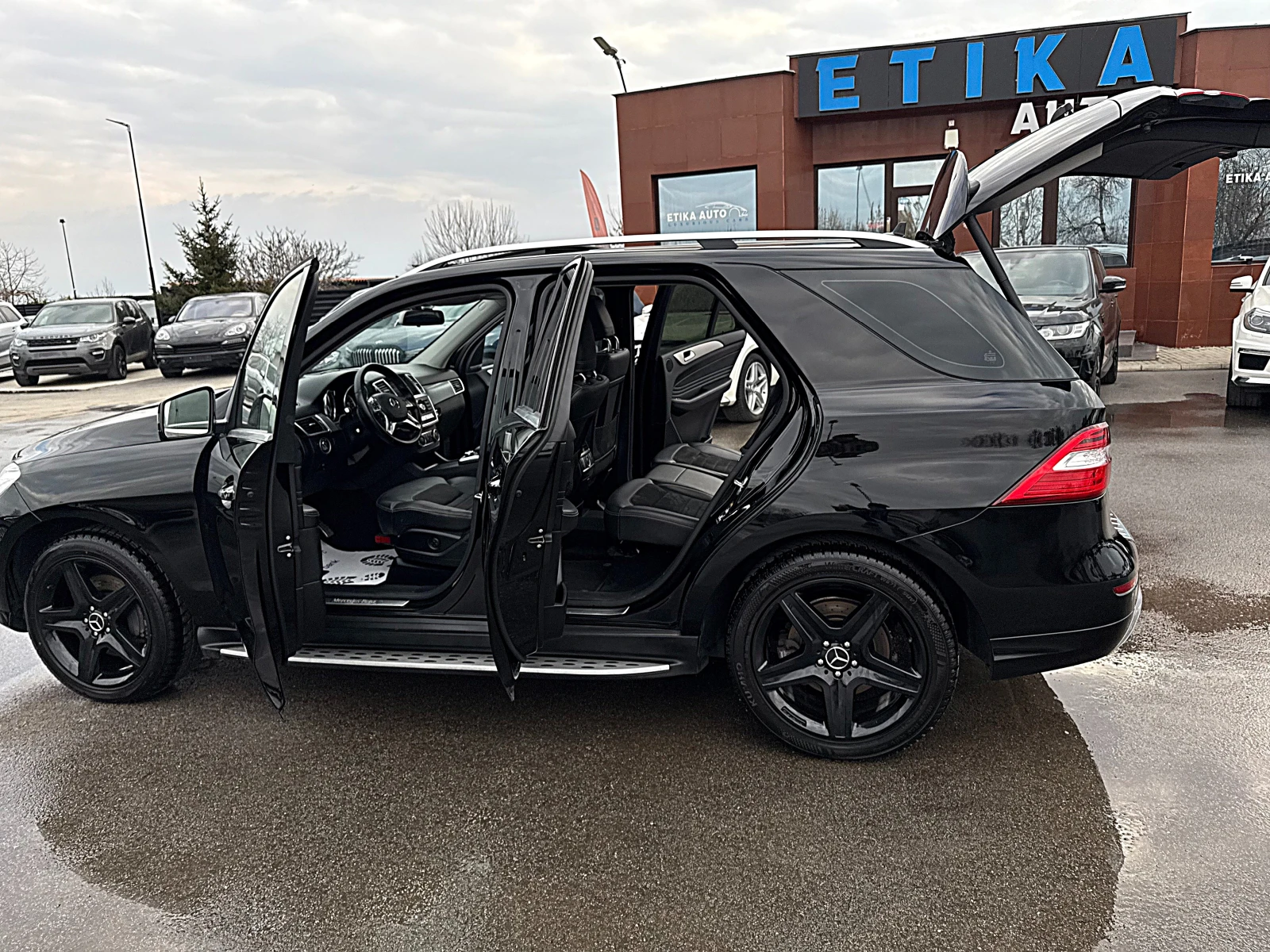 Mercedes-Benz ML 350 AMG PALET-LED-NAVI-ALKANTAR-ПОДГРЯВАНЕ-ГЕРМАНИЯ-!! | Mobile.bg — изображение 15