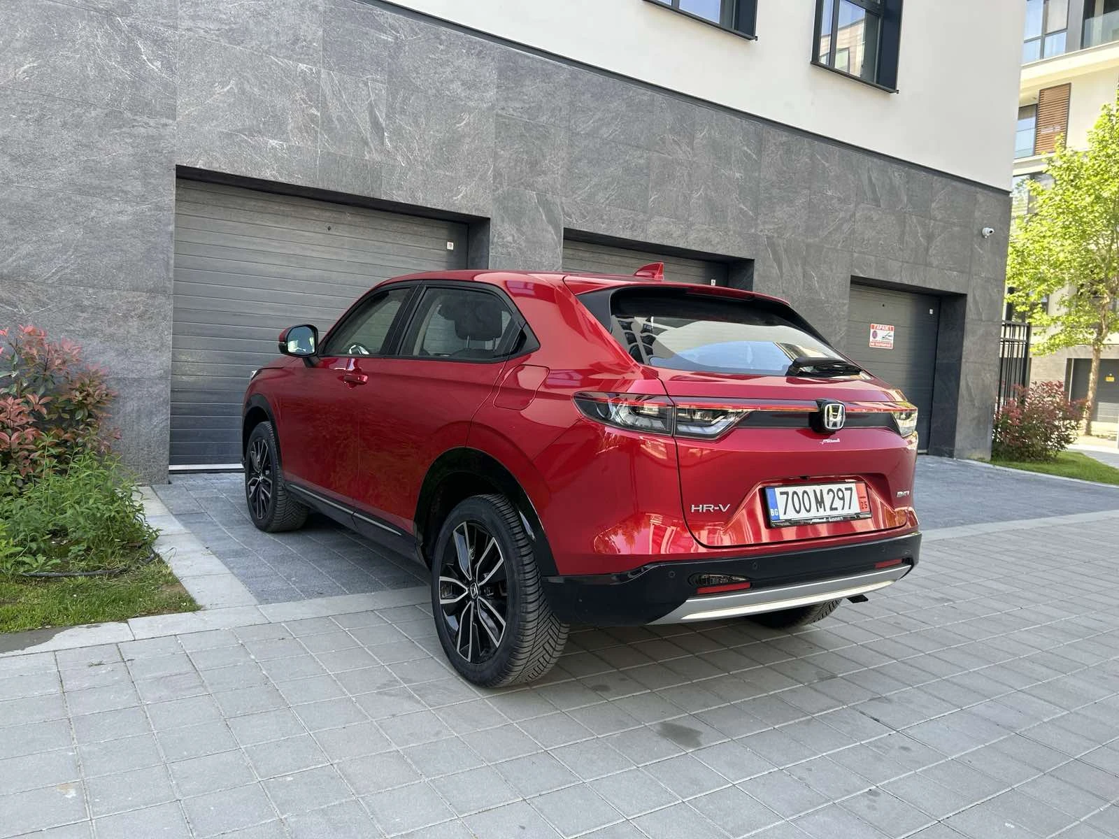 Honda Hr-v 1.5 HEV ADVANCE Full Asist - изображение 2