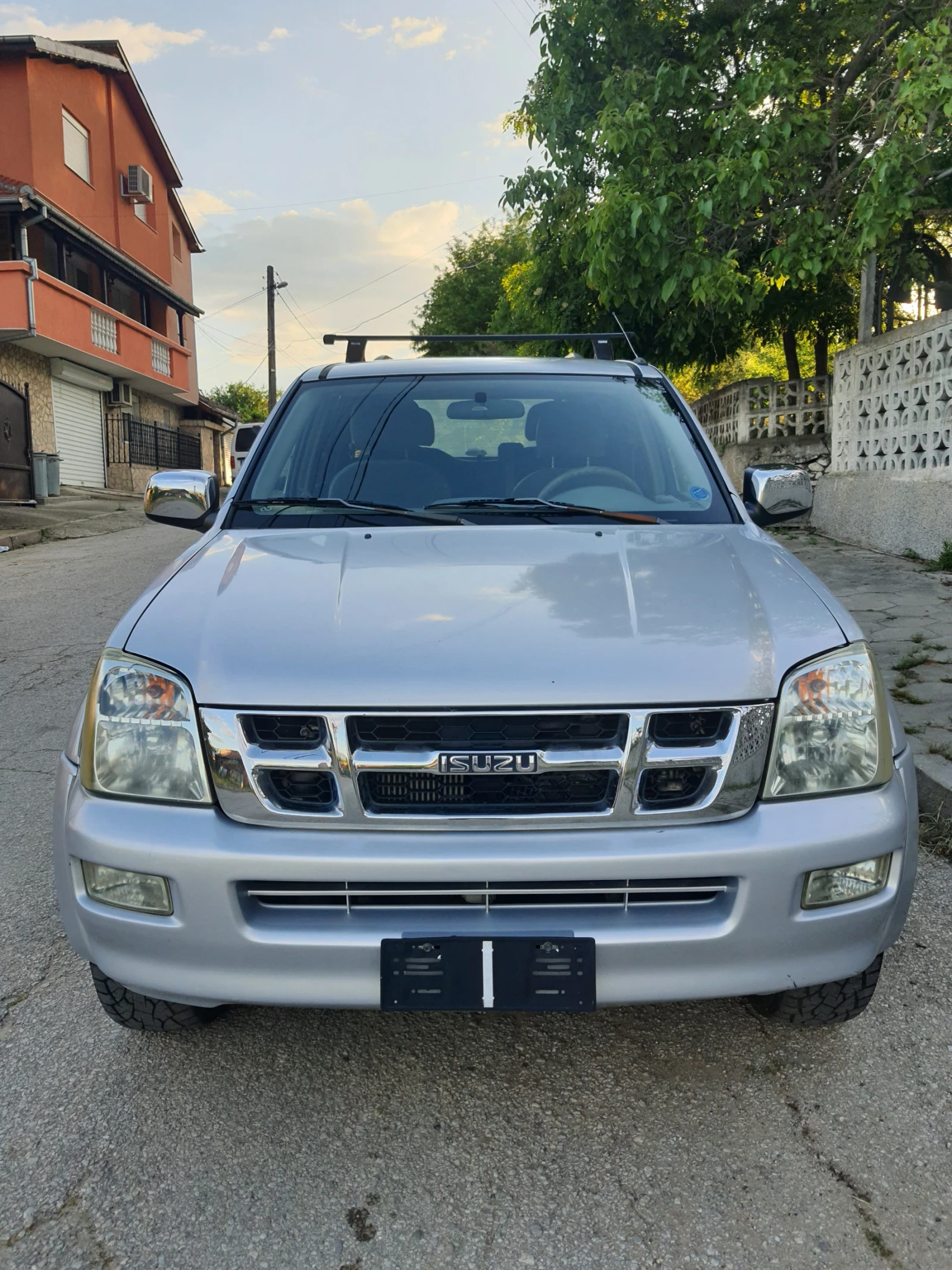 Isuzu D-max 3.00 TDI - изображение 3