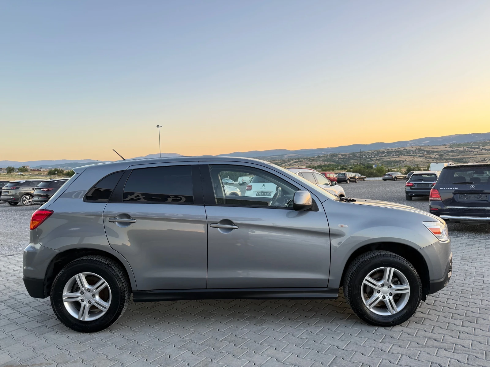 Mitsubishi ASX 1.8 i 118 ks Собствен лизинг!!! - изображение 4