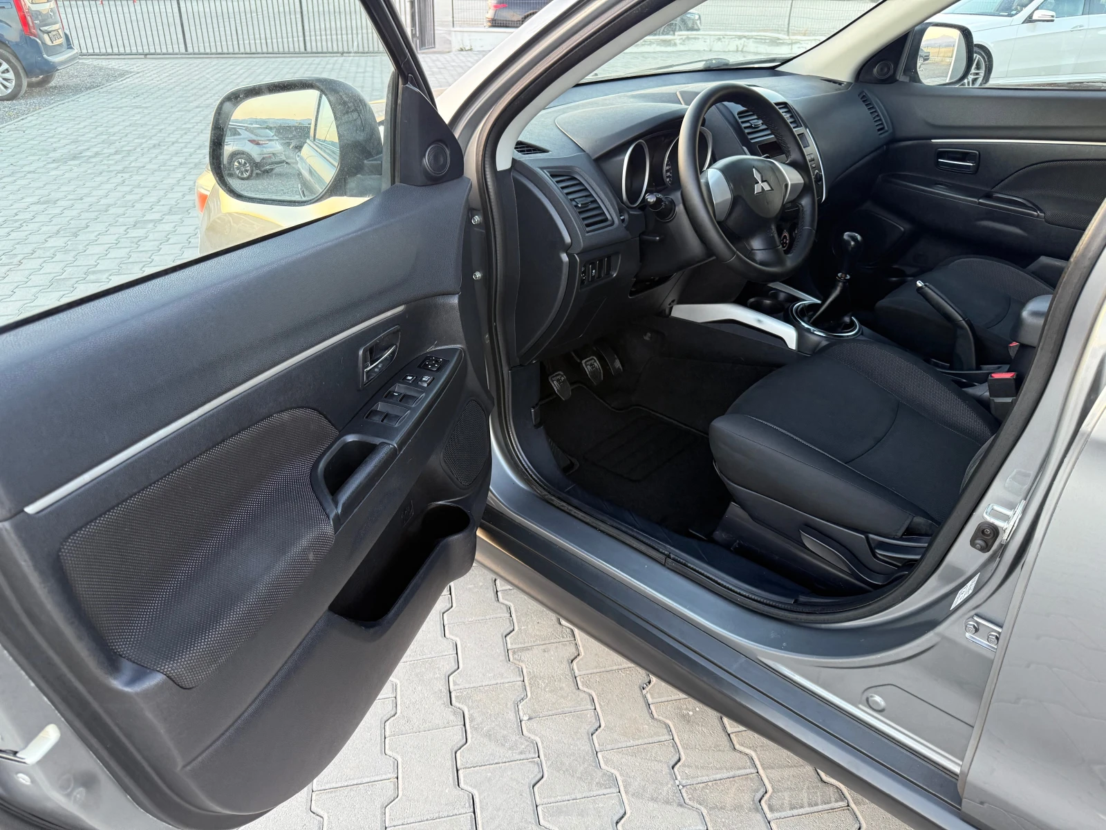 Mitsubishi ASX 1.8 i 118 ks Собствен лизинг!!! - изображение 10