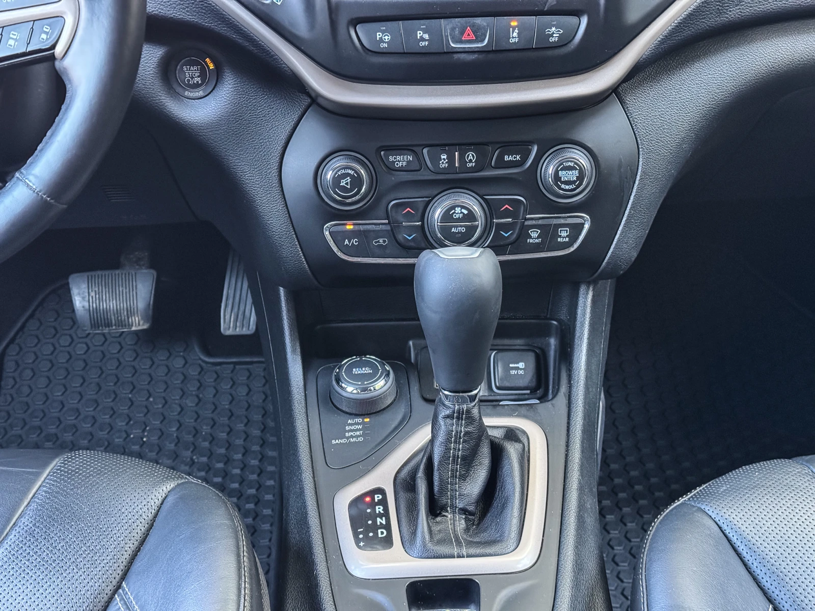 Jeep Cherokee  - изображение 5