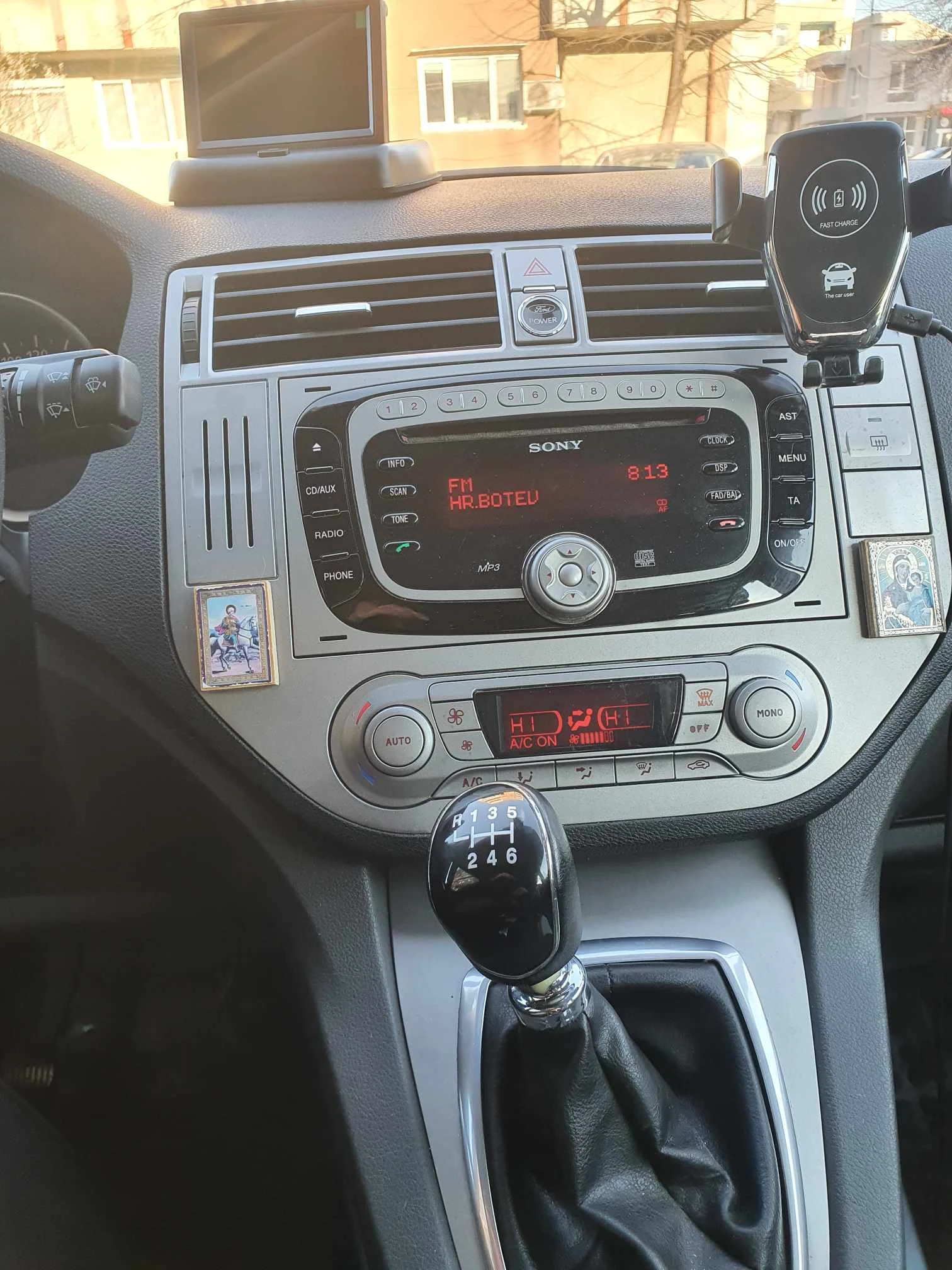 Ford Kuga  - изображение 7