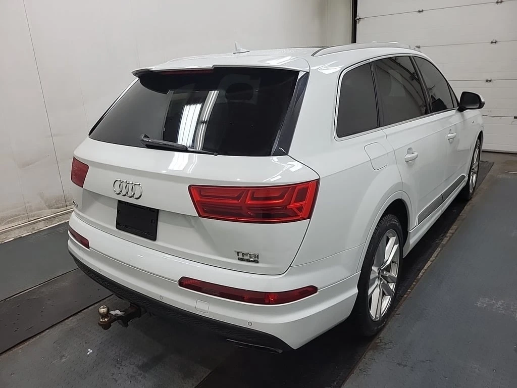 Audi Q7 * 3.0T PROGRESSIV * CARFAX * ФИНАНСИРАНЕ - изображение 3