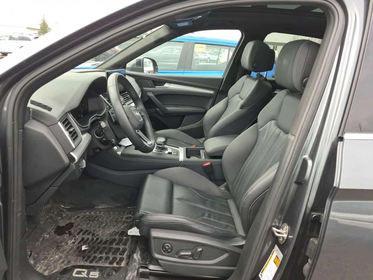 Audi Q5 55TFSIe Plug In Hybrid * S-Line * Без инциденти * , снимка 8 - Автомобили и джипове - 54210756