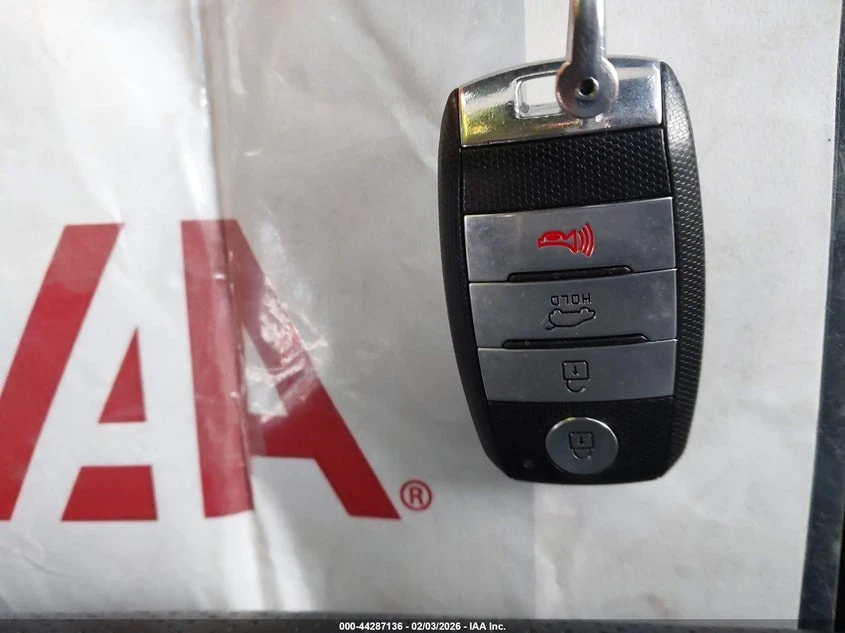 Kia Sorento 3.3L V-6 DI, DOHC, VVT, 290HP Front Wheel Drive | Mobile.bg � ����������� 11